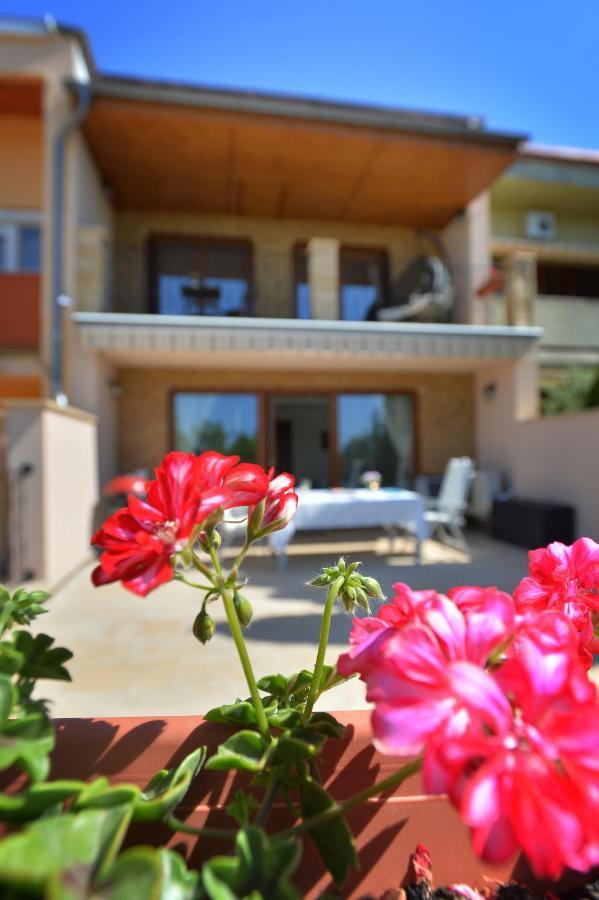 Egri Otthonom Vendeghaz Hotel Luaran gambar